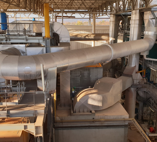 Valorisation énergétique, ici il s'agit des tuyaux pour le traitement des fumées produites par l'incinération des déchets.